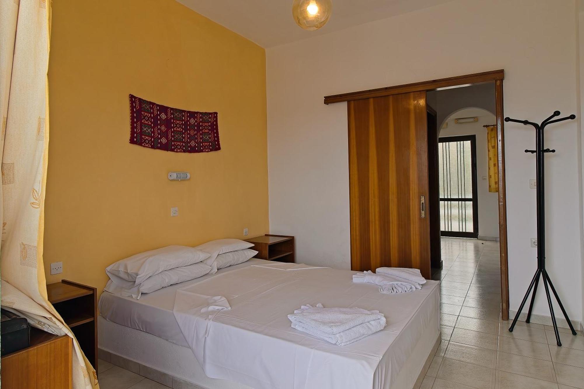 Milos Apartments Elounda  Bagian luar foto