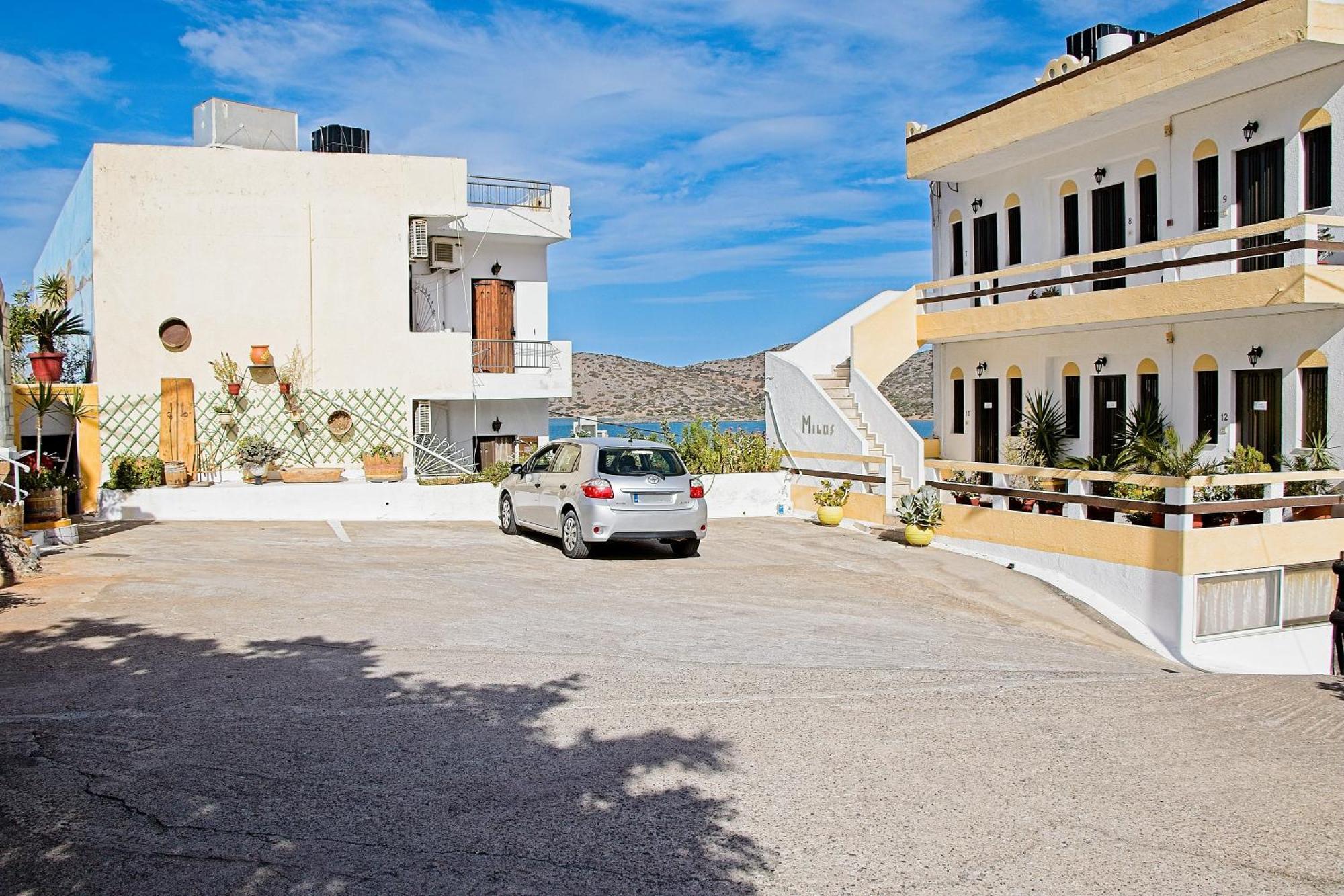 Milos Apartments Elounda  Bagian luar foto